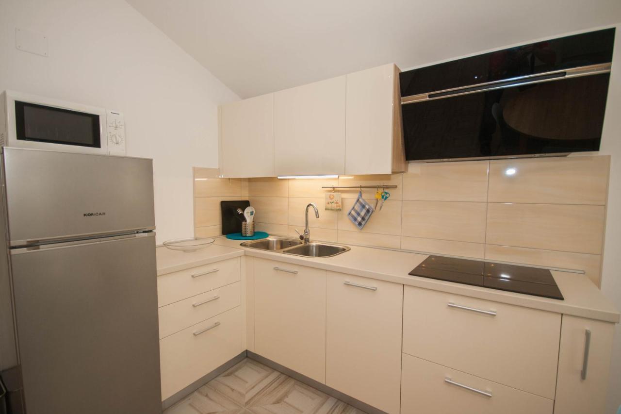 Apartment Gemma Baska  Ngoại thất bức ảnh