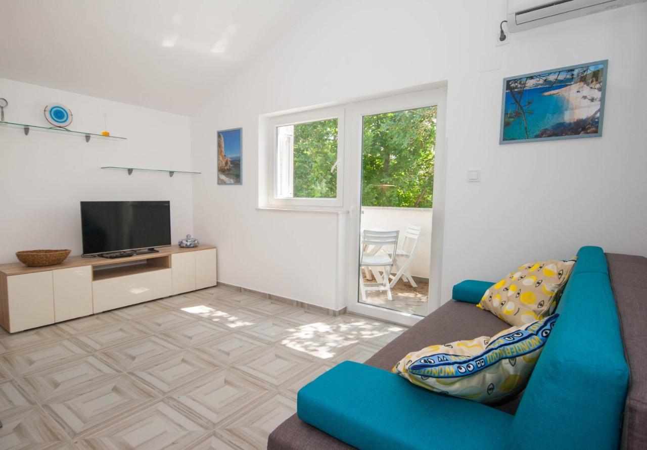 Apartment Gemma Baska  Ngoại thất bức ảnh